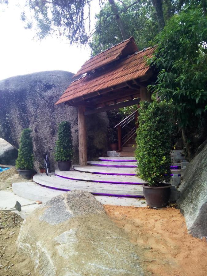 Hotel 8 Boutique By The Sea Tanjung Tokong Zewnętrze zdjęcie